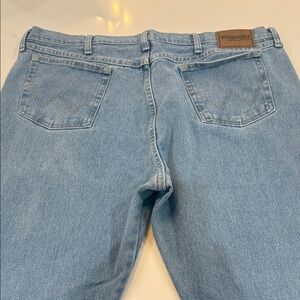 Wrangler Rugged Wear Men's Relaxed Fit Jeans in Light Blue